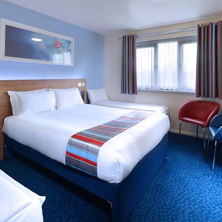 Travelodge Limerick Junction Eksteriør bilde