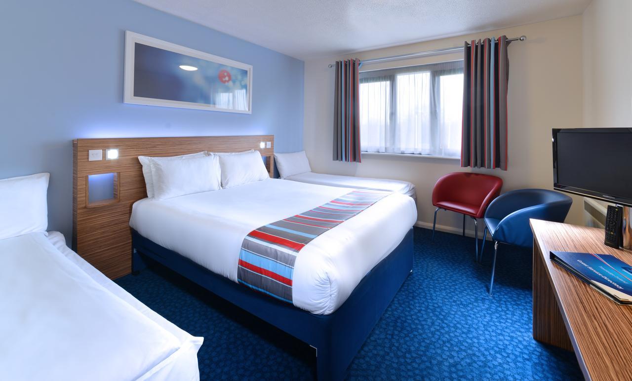 Travelodge Limerick Junction Eksteriør bilde